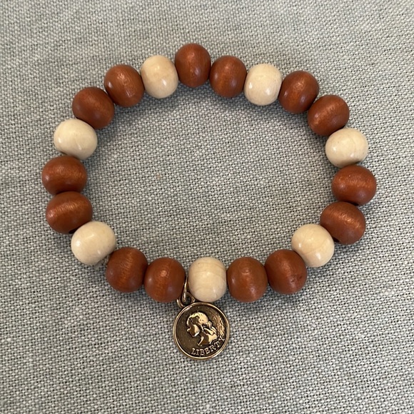 Wooden Stretch Charm Bracelet Set - Picture 3 of 5